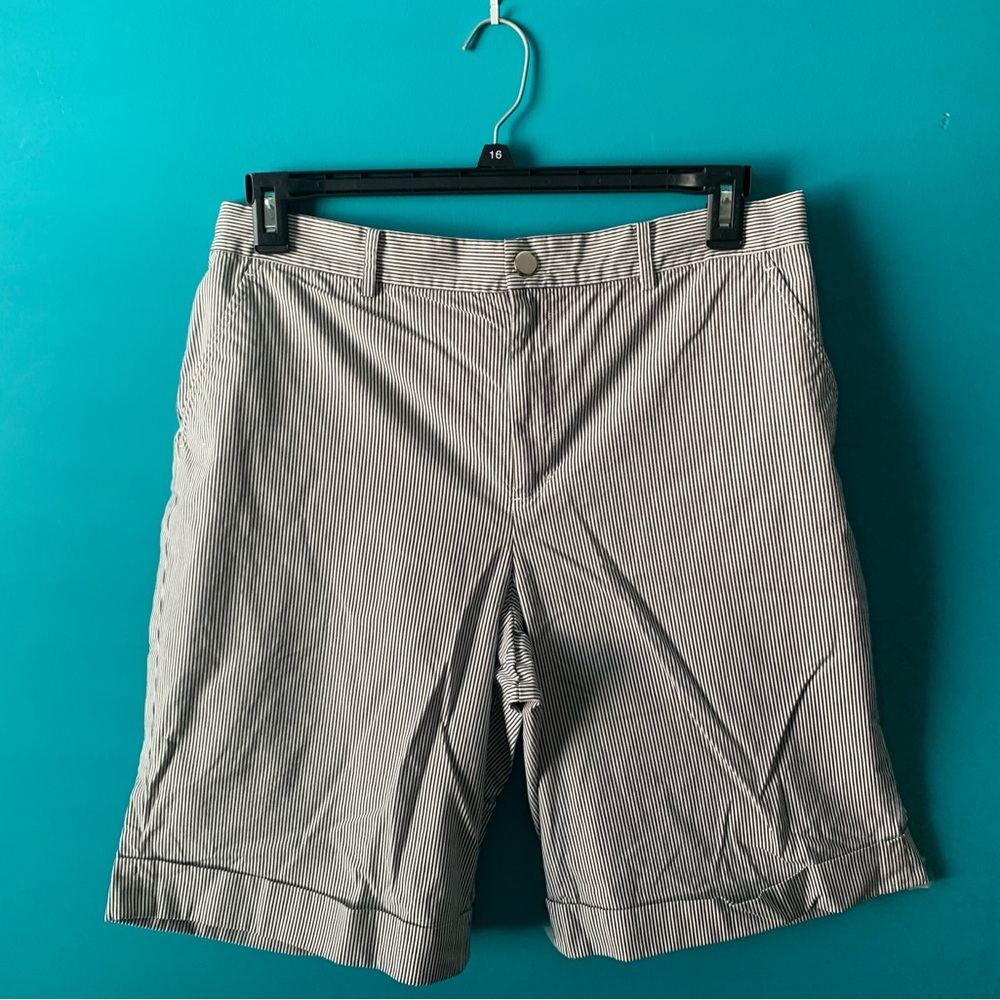 Womens (14) Striped Shorts